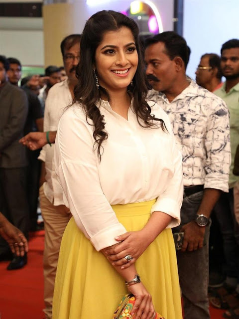 Varalaxmi Sarathkumar In White Top At Tamil Movie Celebrity Show 65